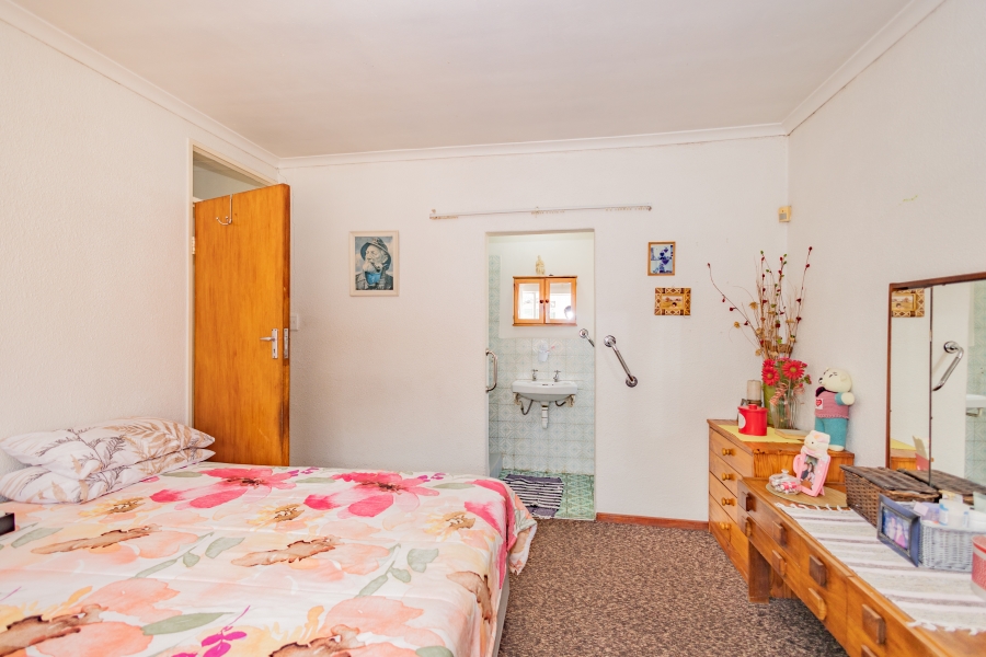 3 Bedroom Property for Sale in Morgenster Western Cape